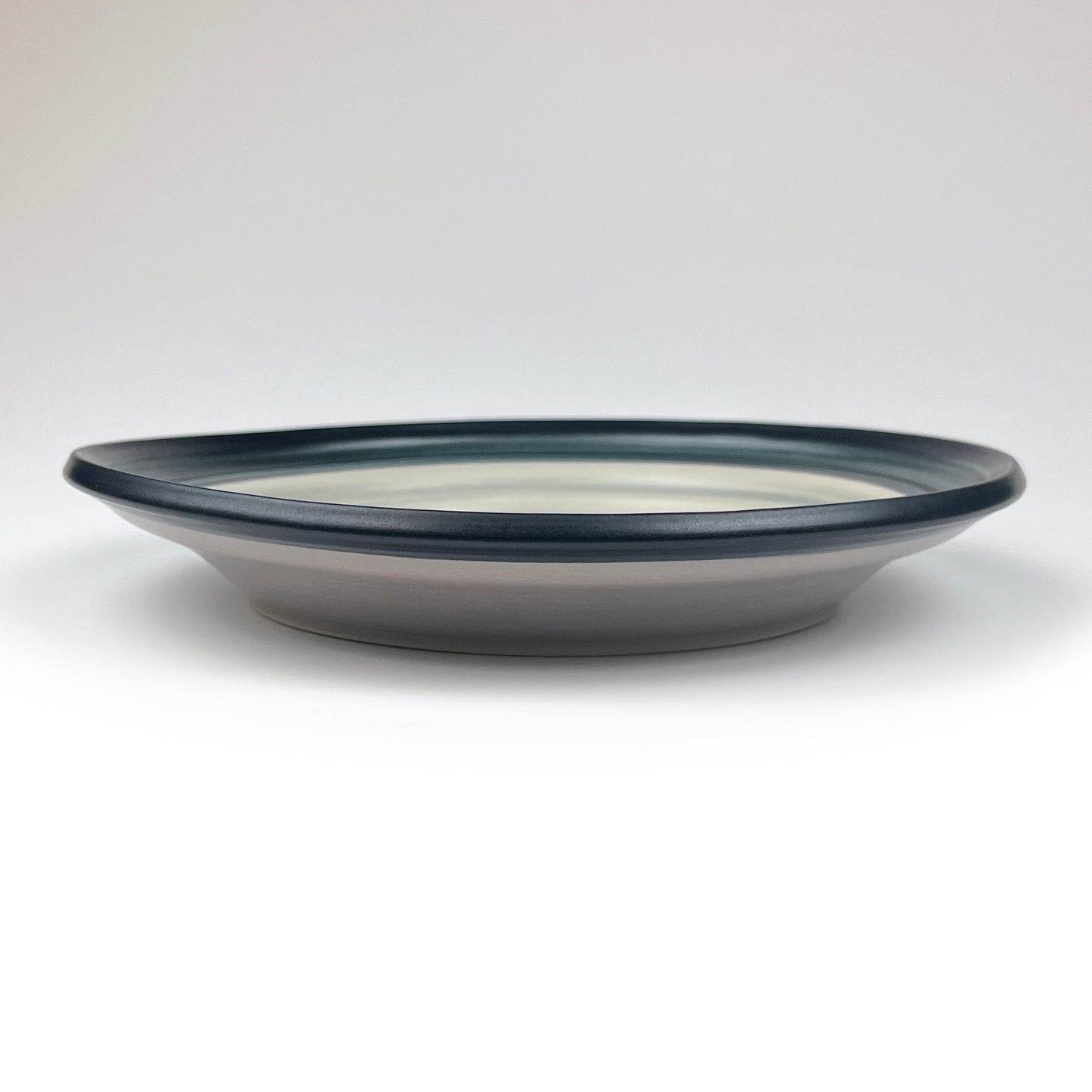 Tondo Plate | Hidden
